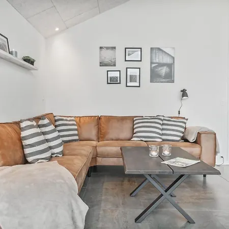 Clare - 100m From The Sea By Interhome