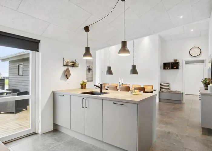 Clare - 100m From The Sea By Interhome Ferienhaus *